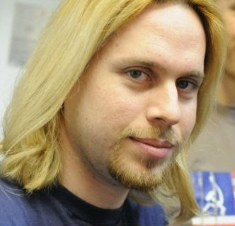 oded-sharon Oded Sharon aims to revive video games he loved in his youth.