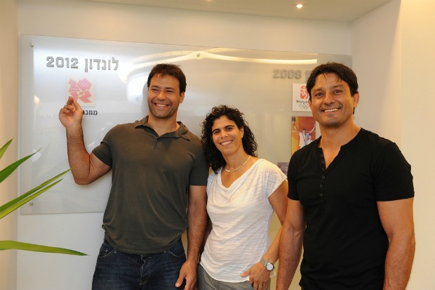 arik-zeevi Judo greats: Olympic medalists Arik Zeevi, Yael Arad and Oren Smadja. Photo courtesy Israel Olympic Committee