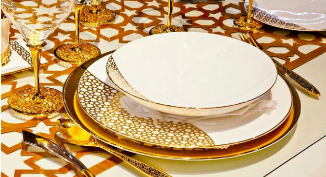 A Doron Merdinger place setting.