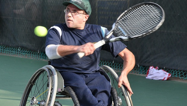 shraga-weinberg Tennis player Shraga Weinberg. Photo by Taz Livnat