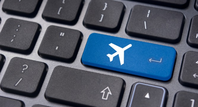 Evature aims to restore the travel agent-like experience to online flight bookings. Photo via Shutterstock.