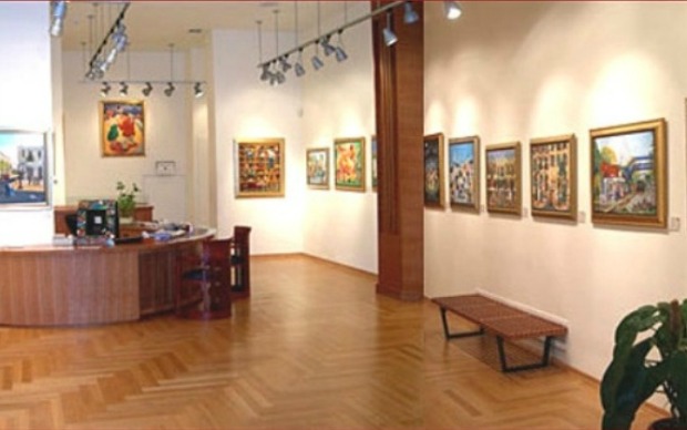 gina-gallery Inside the GINA gallery.