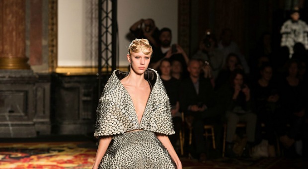 wearable-3d-prints This “tech couture” dress was printed out on an Israeli-made 3D printer.