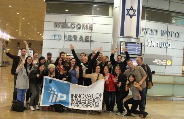 The University of Illinois group arriving in Israel.