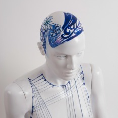 aphrodite-mannequin Gin Lee’s design for “Aphrodite is Looking for a Dress” exhibit.