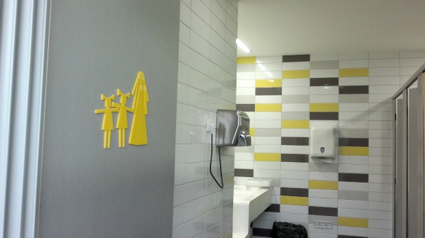 Magid’s inviting loo.