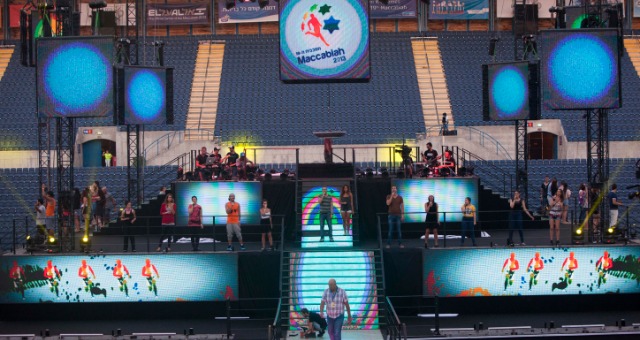 Teddy is ready for the games. Photo by Yonatan Sindel/Flash90