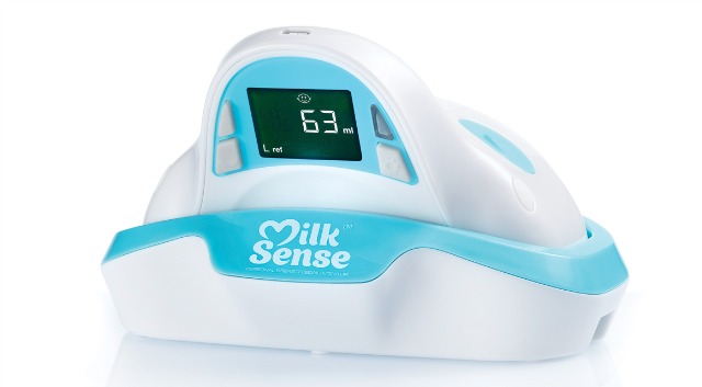 The hand-held monitor doesn’t interfere with breastfeeding.