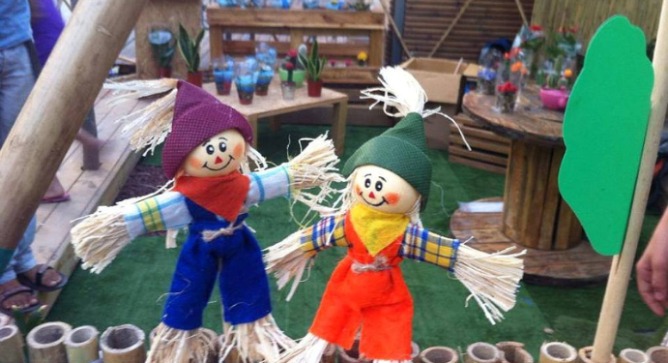 Botanica garden shop.