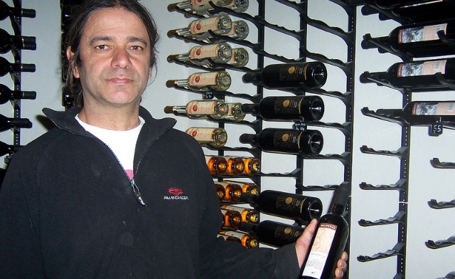 Moshe Zohar offers tastings of wines made in the Negev.