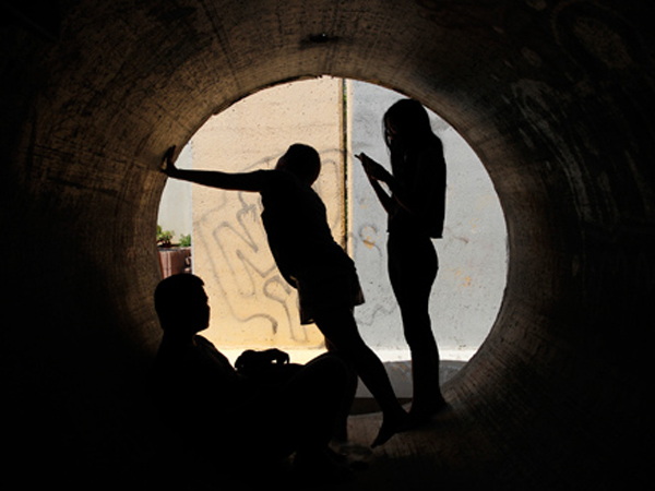 Protective-Edge_taking-shelter