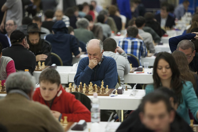 Chess players in action at the European Individual Chess Championship in Jerusalem. (Photo by Yonatan Sindel/Flash90)