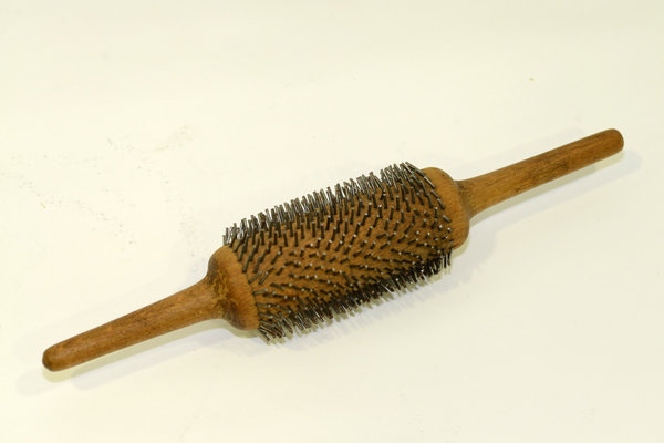 מחורר להכנת מצות צלם חיים יפים ברבלט.