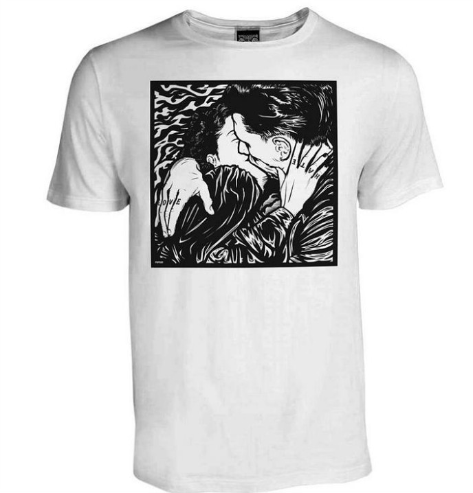 Dark humor, as on this “Love/Hate” shirt, is a Pilpeled trademark.