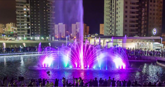 Ashdod_fountain Ashdod’s Musical Fountain. Photo by FireSky via Wikipedia