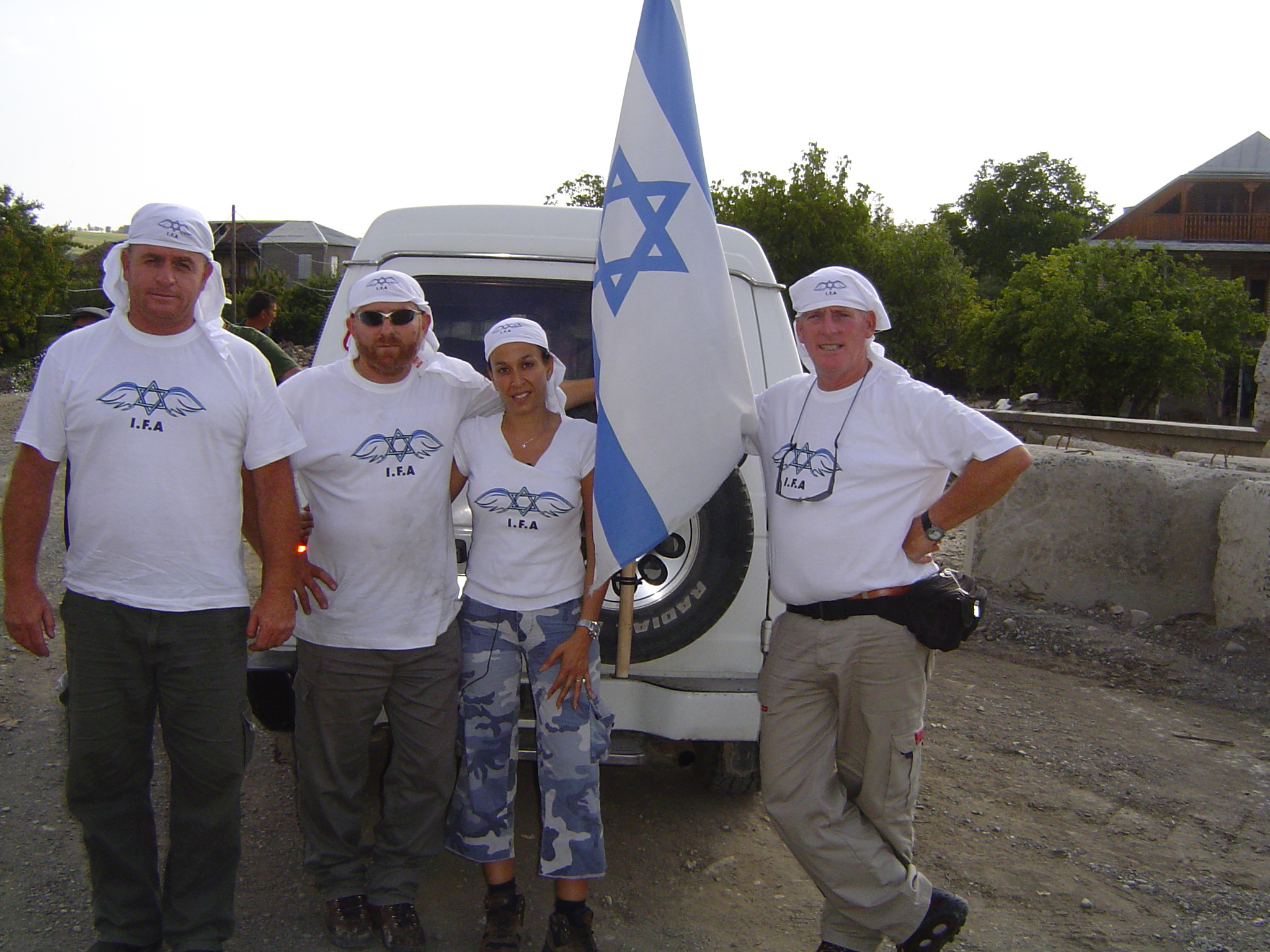Gal Lusky with Israeli Flying Aid volunteers.