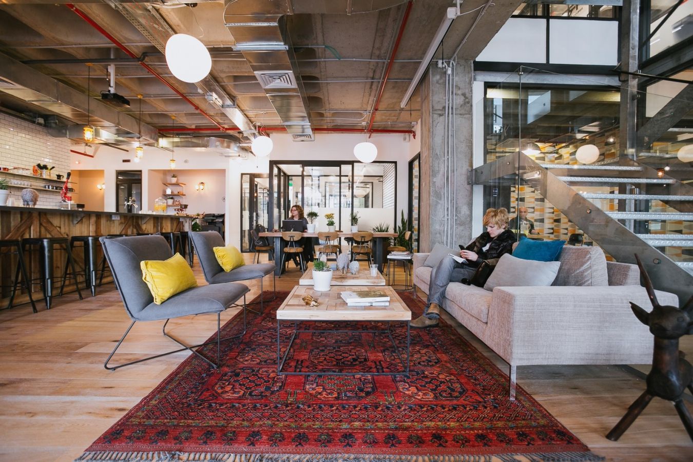  A homey feel fosters collaboration at WeWork Herzliya. Photo by Shiran Carmel