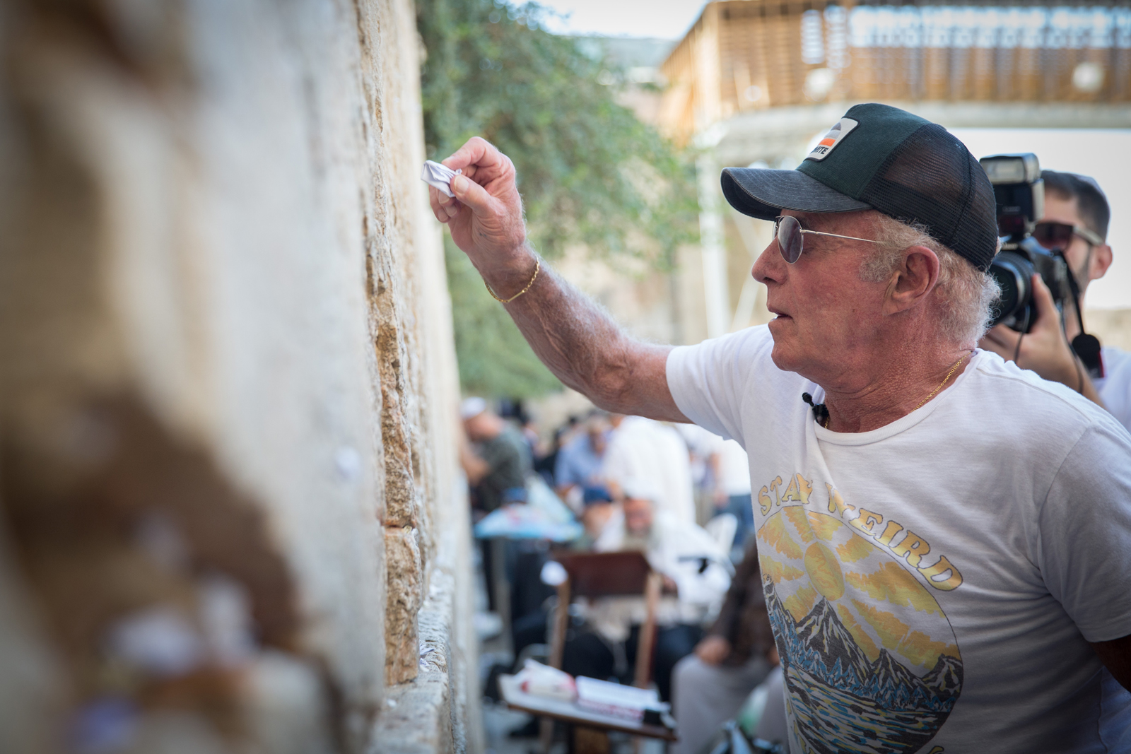 American actor James Caan at the Western Wall in Jerusalem. Photo by Flash90 American actor James Caan at the Western Wall in Jerusalem. Photo by Flash90