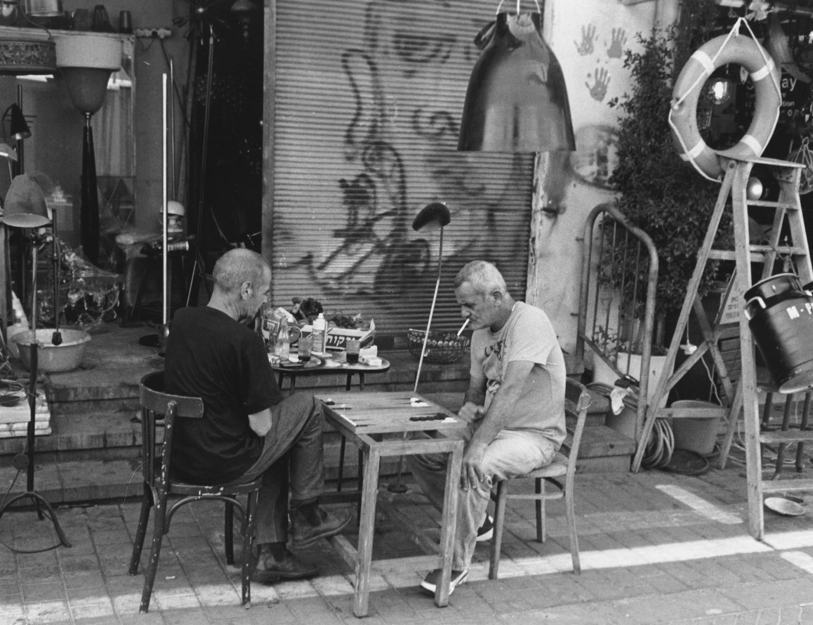 Backgammon players in Old Jaffa. Photo by Paul Margolis