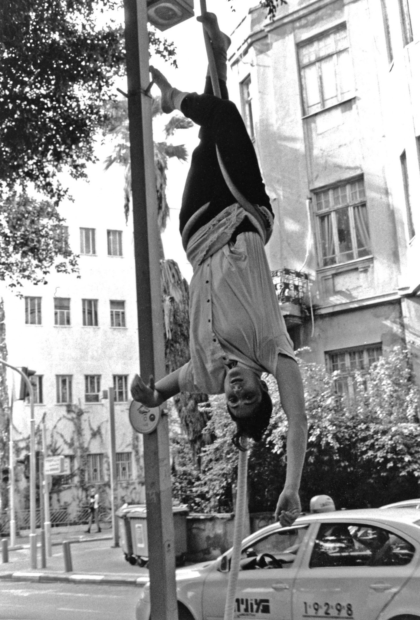 Paul Margolis’ photo of aerialist Eli Theodor in Tel Aviv last fall.