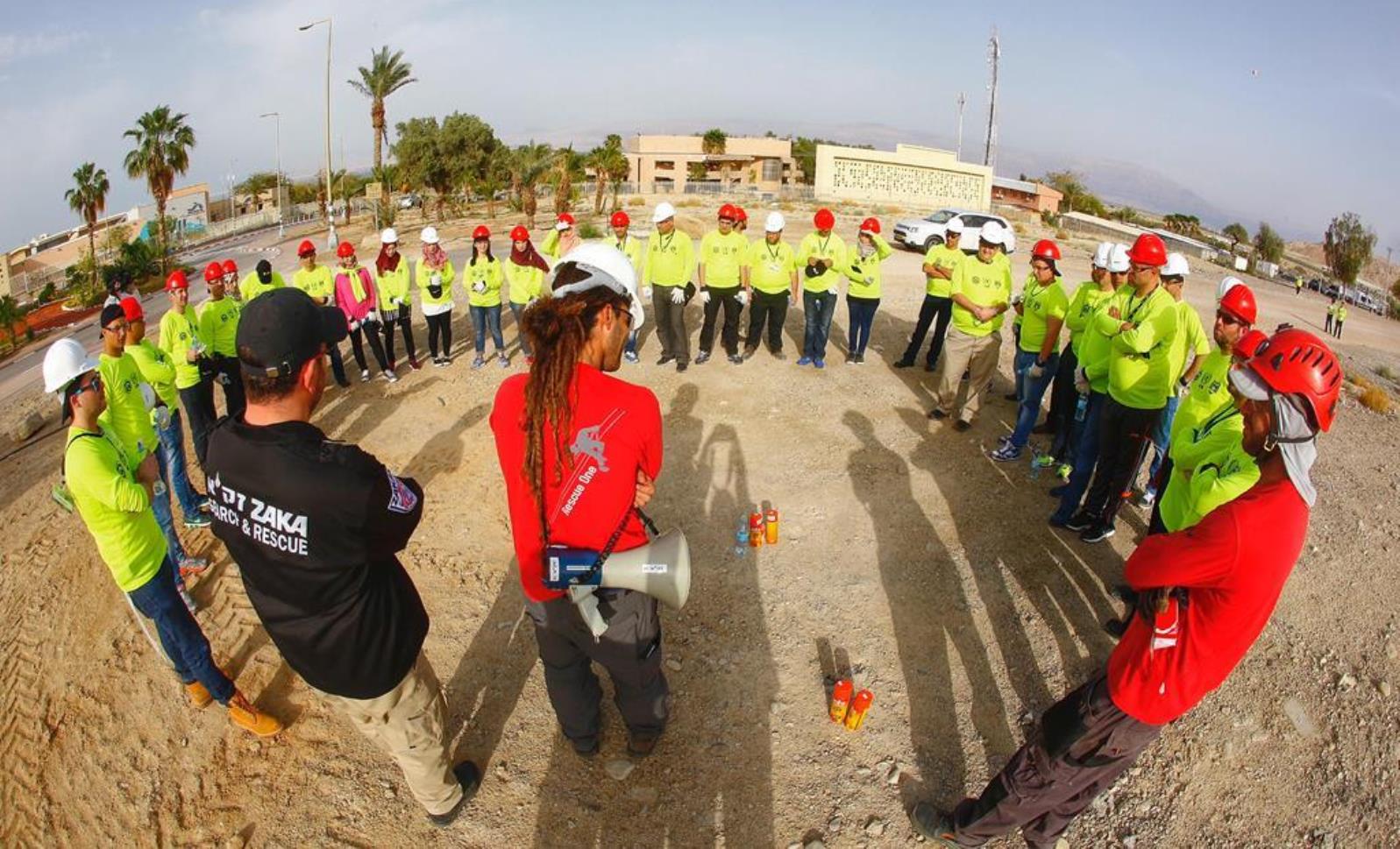 ZAKA and Rescue One teaching emergency preparedness to Israeli and Palestinian volunteers in April 2016. Photo: courtesy