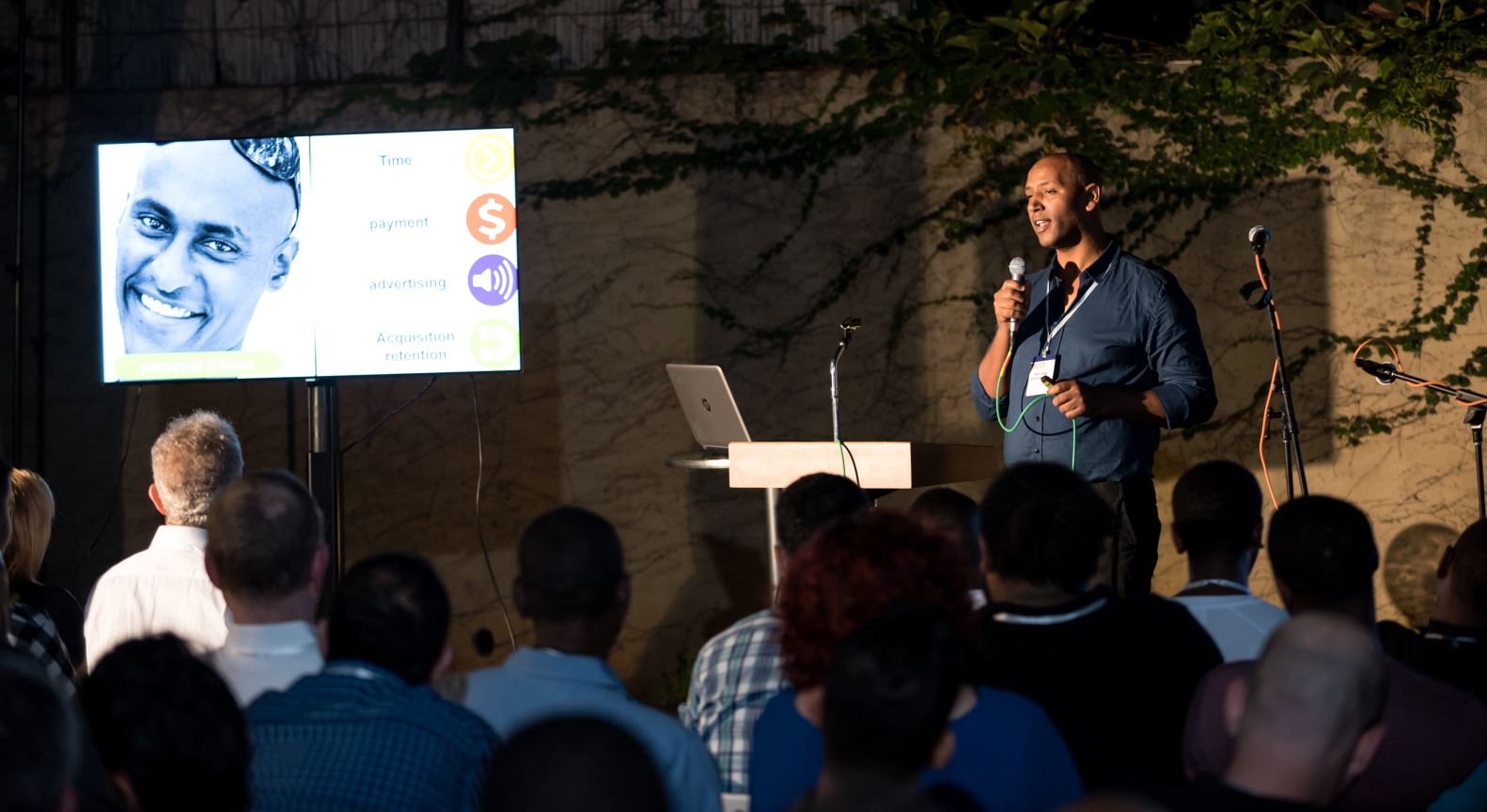 Tech-Career grad Haim Atalai, head of the startup My Business Helper and a quality assurance engineer at the Bank of Jerusalem. Photo by Benny Woodo/Camera Brush