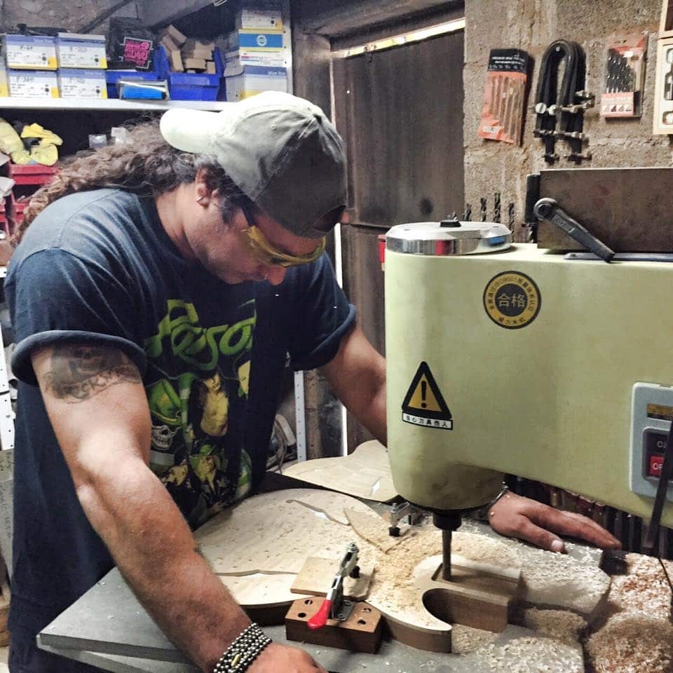 Eliran Barashi at work in B&G Guitars, Tel Aviv. Photo: courtesy