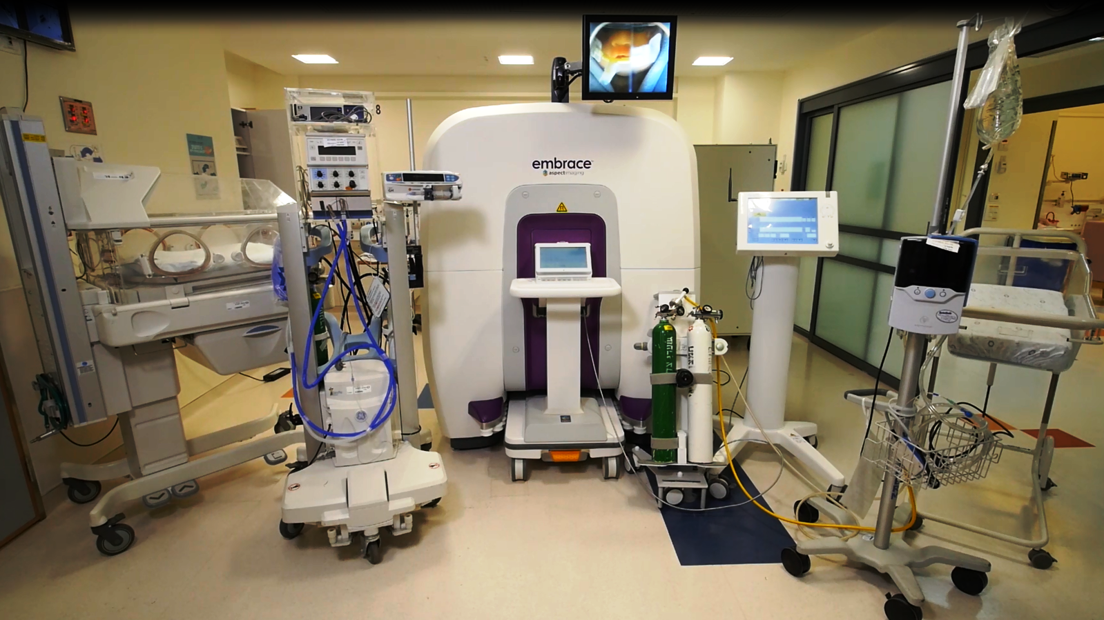 The Embrace unit in the NICU at Shaare Zedek Medical Center, Jerusalem. Photo courtesy of Aspect Imaging