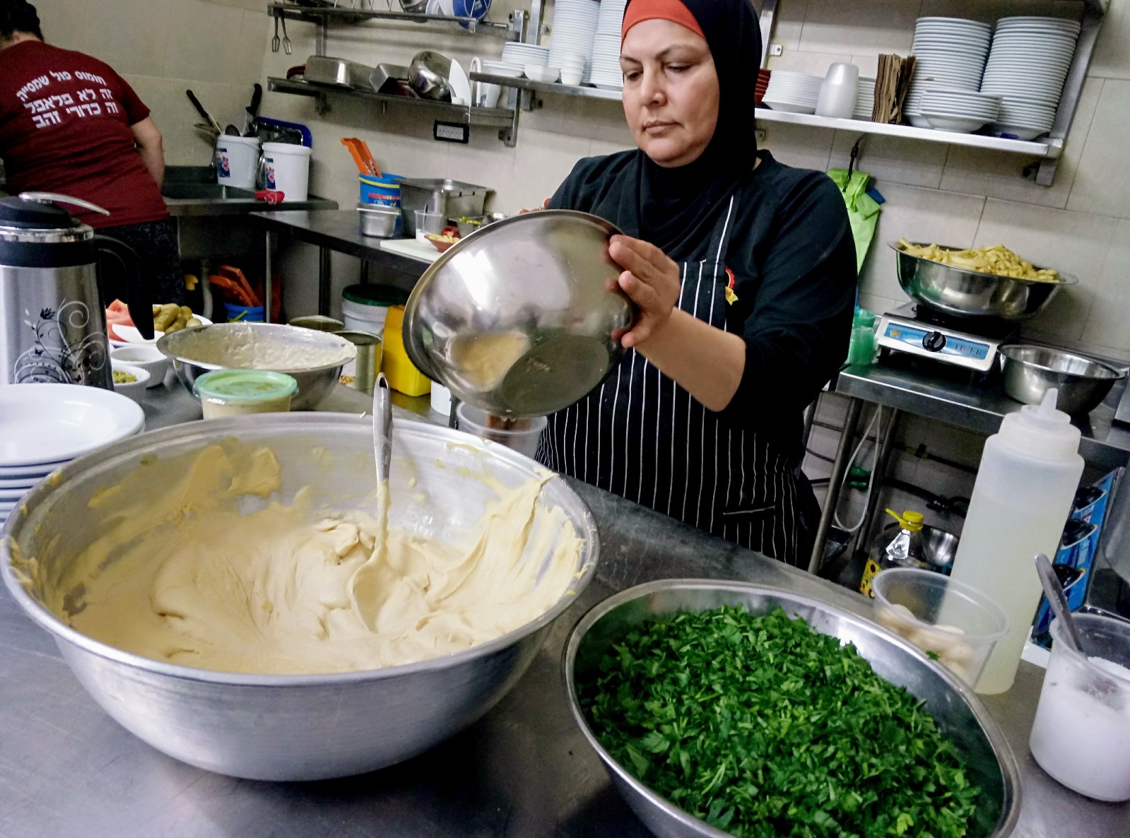 Hummus Ful Shamsia photo by Jessica Halfin