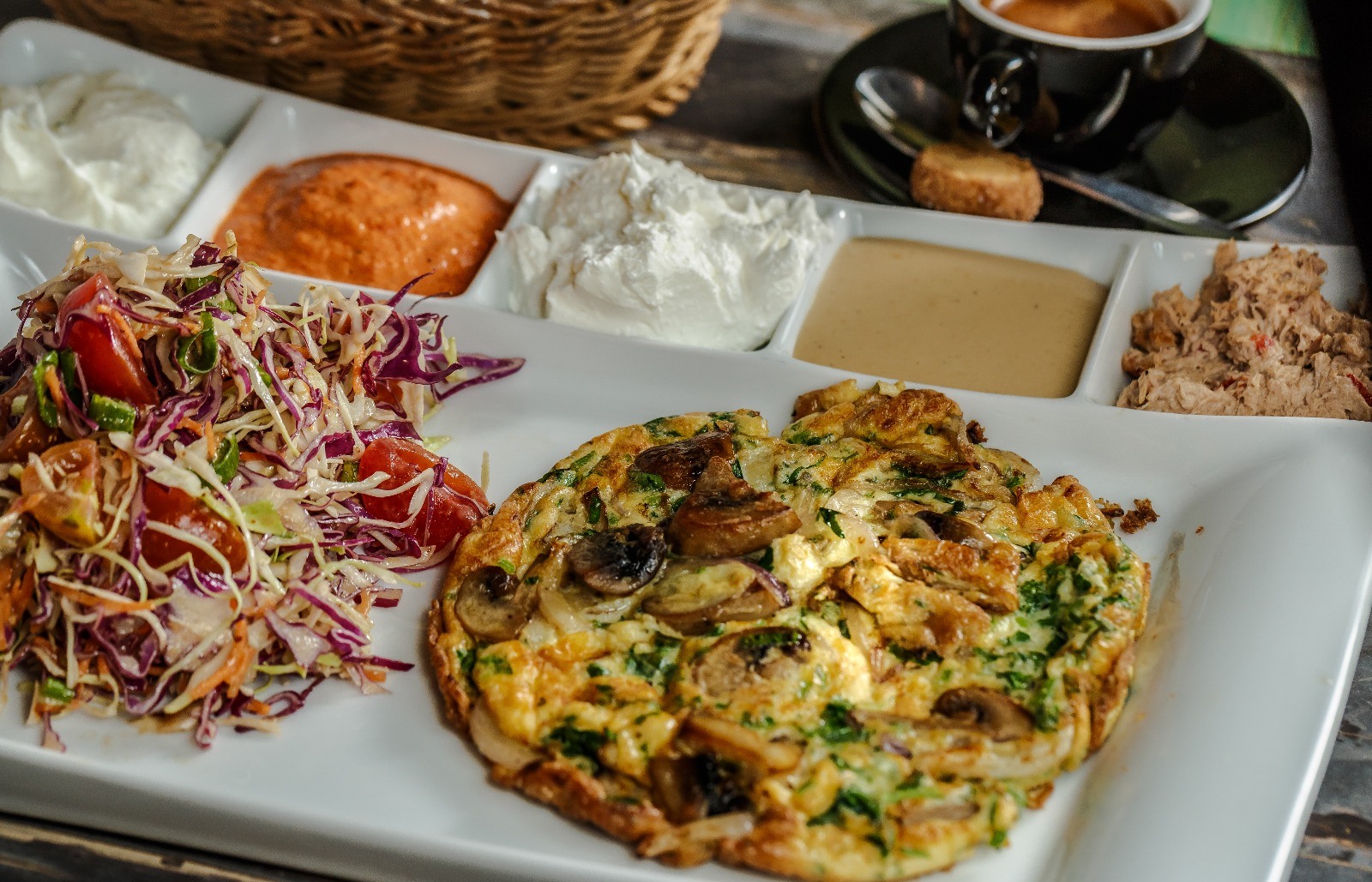 Cafe Lola breakfast photo by Tsah Barak