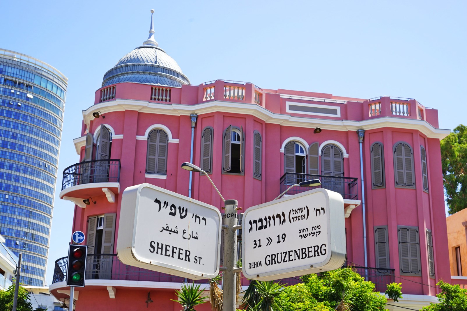 The architecture of Tel Aviv. Photo by Ido Biran