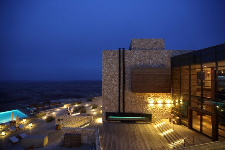 View of the Beresheet luxury hotel that towers over cliffs which slope down into the Ramon Crater. Photo by Yaakov Naumi/Flash90