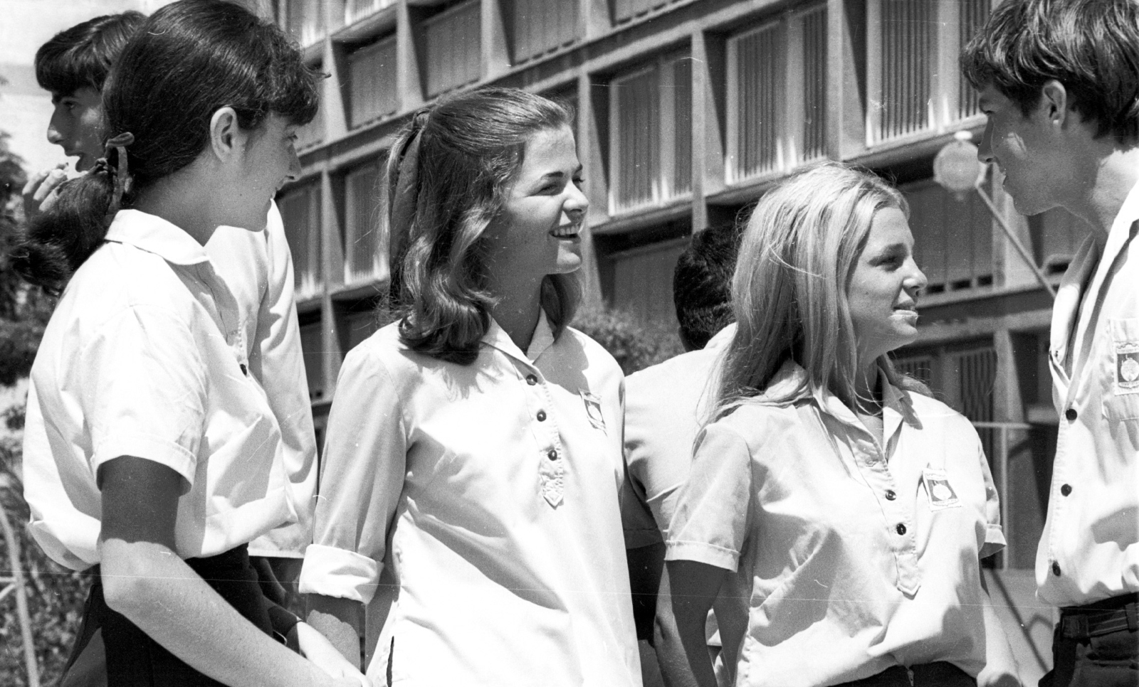 Beauty contest winner Sharona Marsh was named in her 1969 photo caption but her friends remain to be identified. Photo courtesy of the Dan Hadani Photo Archive/Pritzker Family National Photography Collection at the National Library of Israel