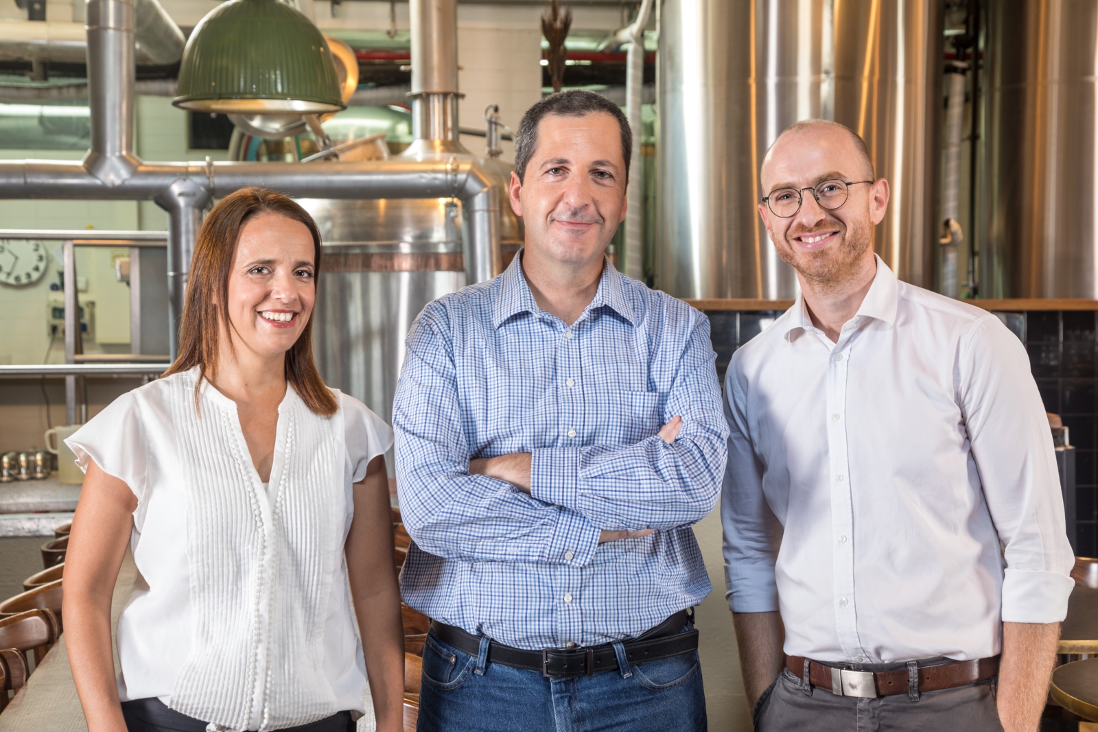 Future Meat founder and CSO Prof. Yaakov Nahmias flanked by EVP R&D Moria Shimoni and CEO Rom Kshuk. Photo by Dudi Moskovitz © Future Meat Technologies