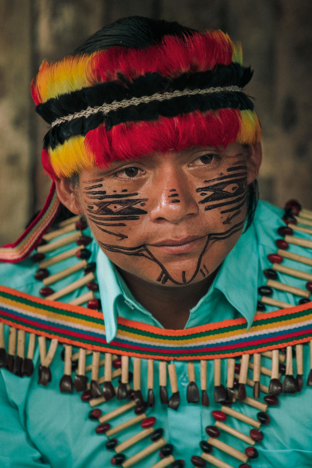 Tiuya, one of the Achuar leaders and guide for the Israeli visitors. Photo courtesy of MyHeritage