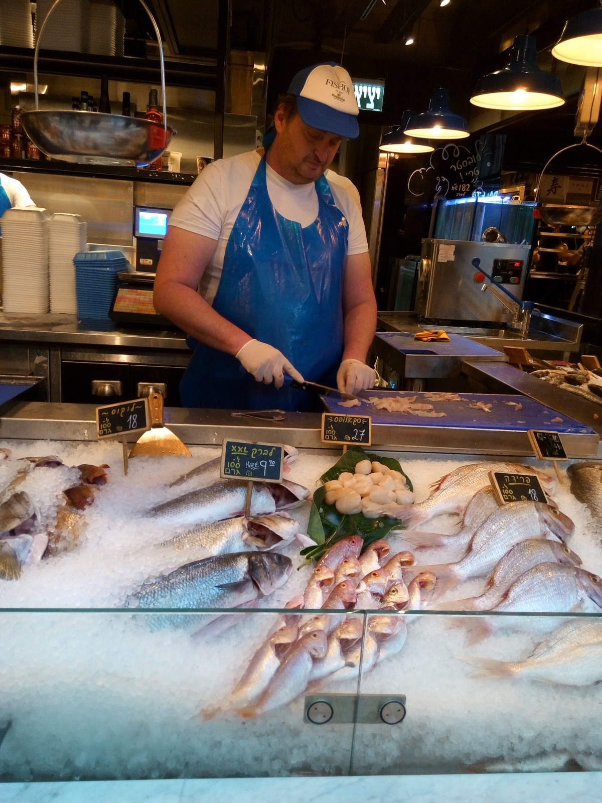 Fishop, Sarona Market. Photo by Jessica Halfin