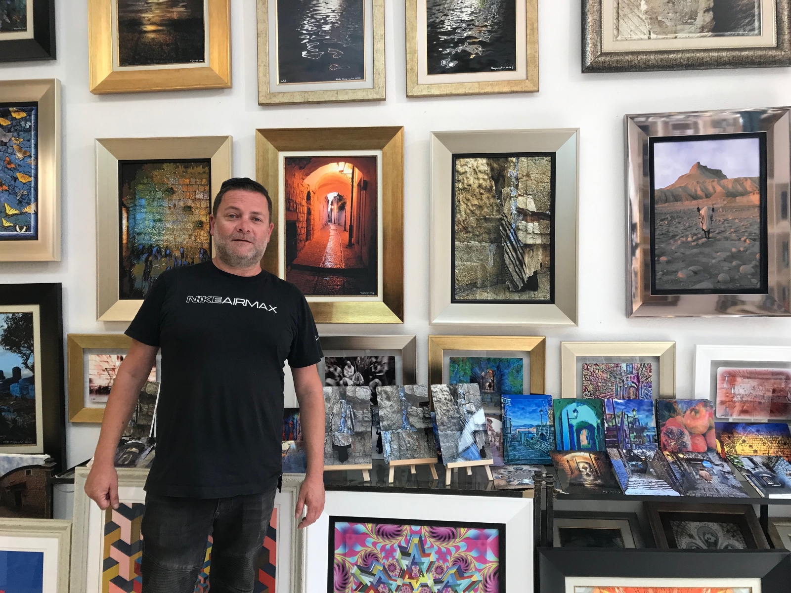 Mordechai Kaszemacher in his Safed gallery. Photo by Abigail Klein Leichman