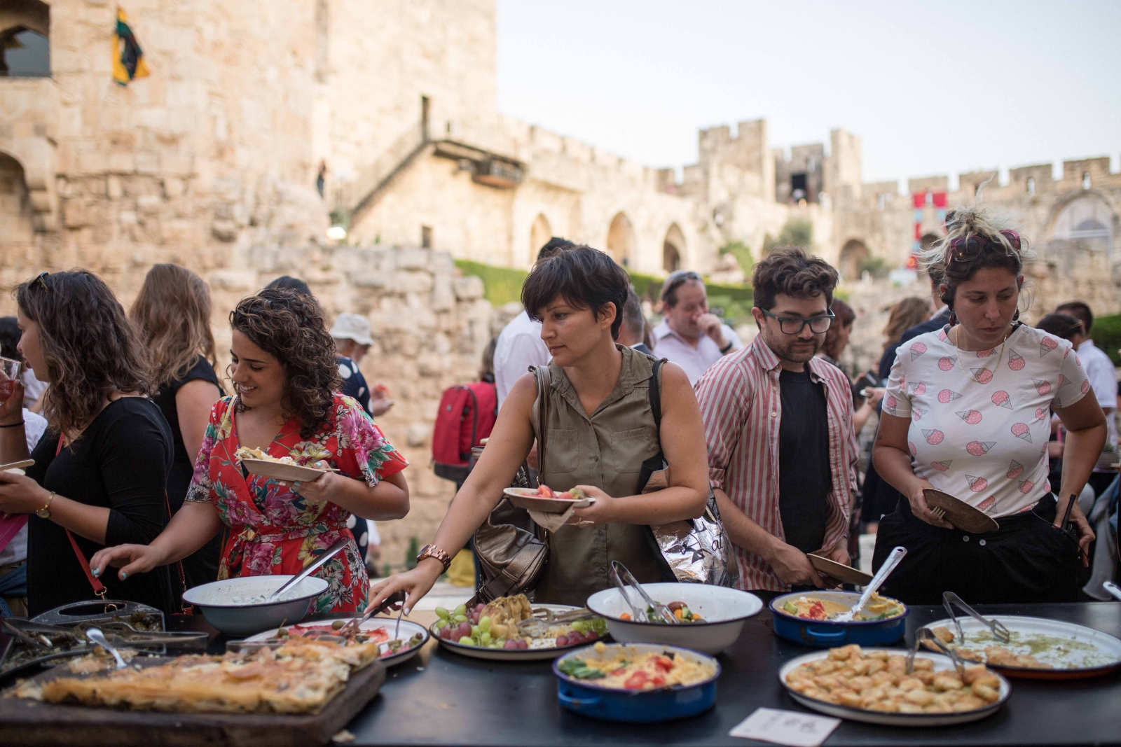Visitors to the Tower of David’s Overall fashion festival received bamboo plates instead of plastic. Photo: courtesy
