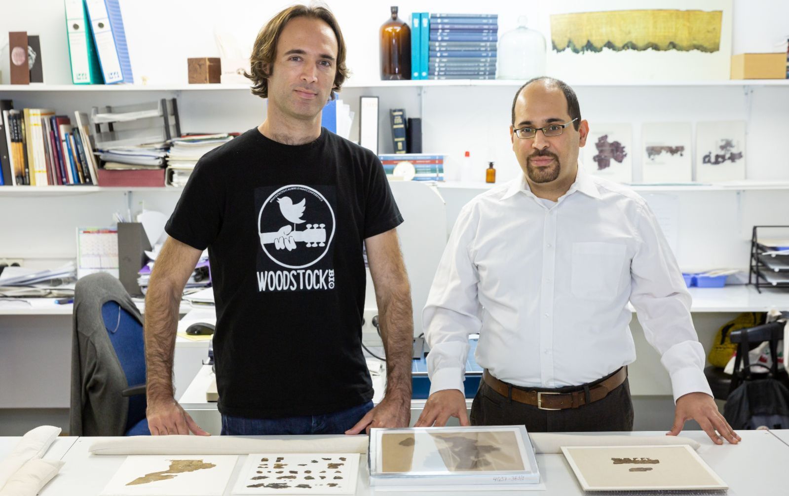 Prof. Oded Rechavi, left, and Prof. Noam Mizrahi. Photo by Tadmit/Tel Aviv University