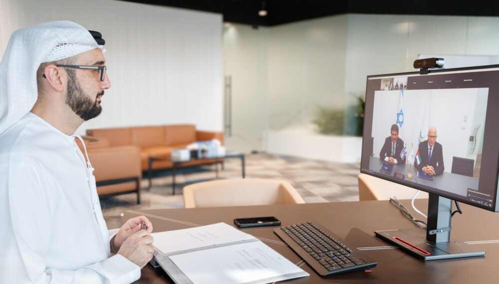 Tariq Bin Hendi, director general of the Abu Dhabi Investment Office, meeting virtually with Israel Export Institute Chairman Adiv Baruch and Director General Gadi Ariely. Photo: courtesy