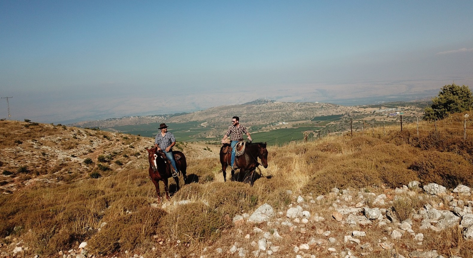 BeeFree Agro cofounders Noam Azran and Dvir Cohen. Photo courtesy of BeeFree Agro PR