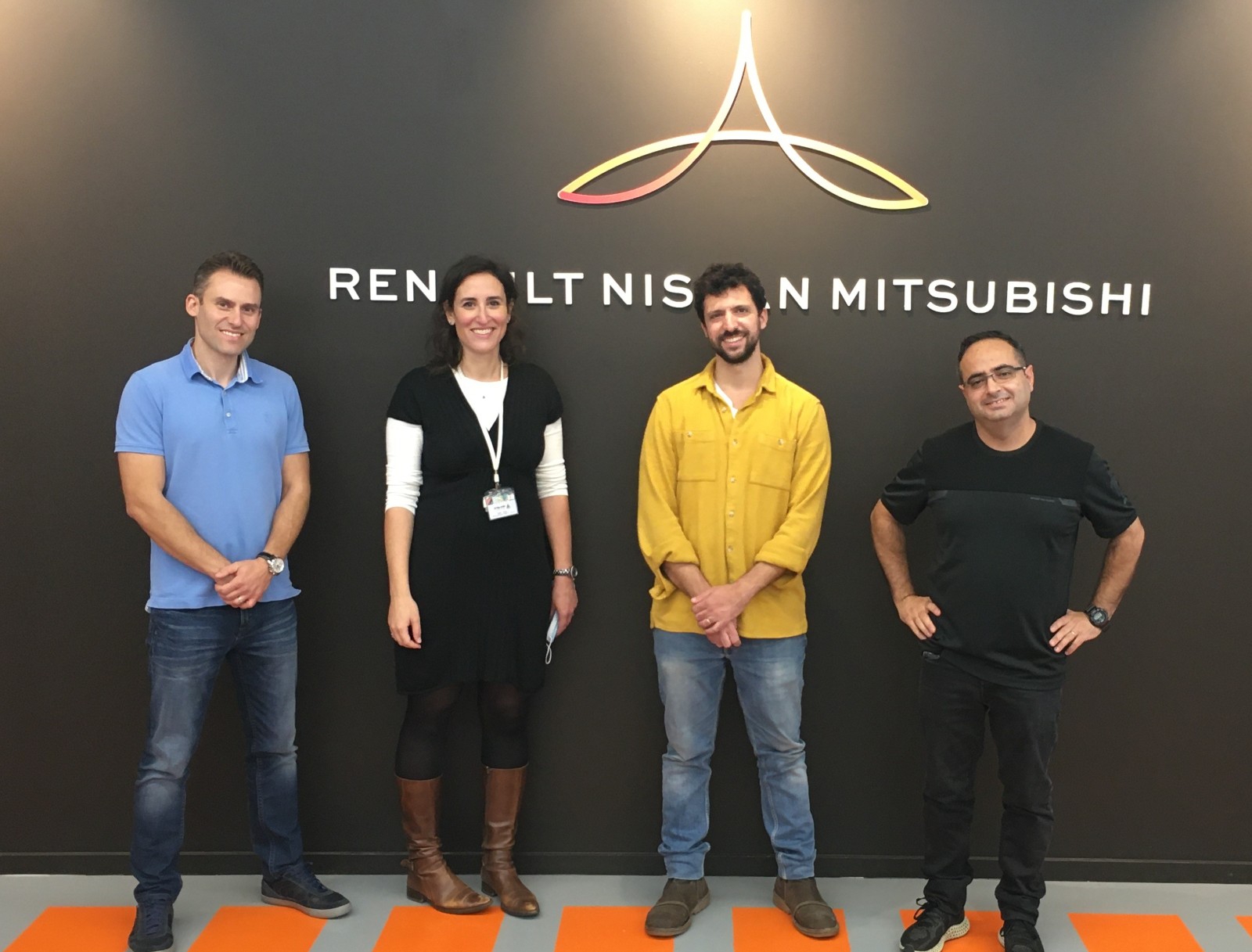 Ingrid Amsellem from Renault-Nissan-Mitsubishi Innovation Lab Tel Aviv with Juganu team members Maxim Feldman, Pini Berkovitch and Leonid Lif. Photo courtesy of Groupe Renault