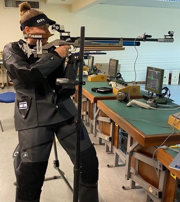 Paralympic shooter Yulia Tzarnoy. Photo by Guy Strick/Israel Paralympic Committee