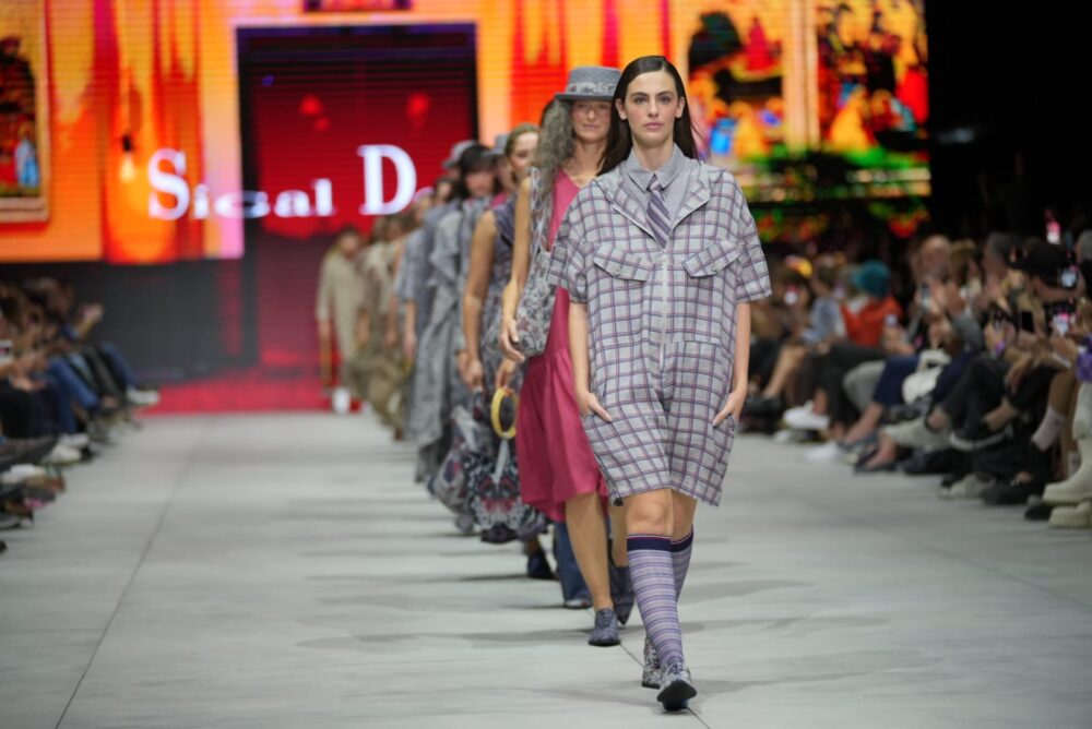 Designer Sigal Dekel’s runway models at Kornit Fashion Week Tel Aviv 2022. Photo courtesy of Kornit Digital