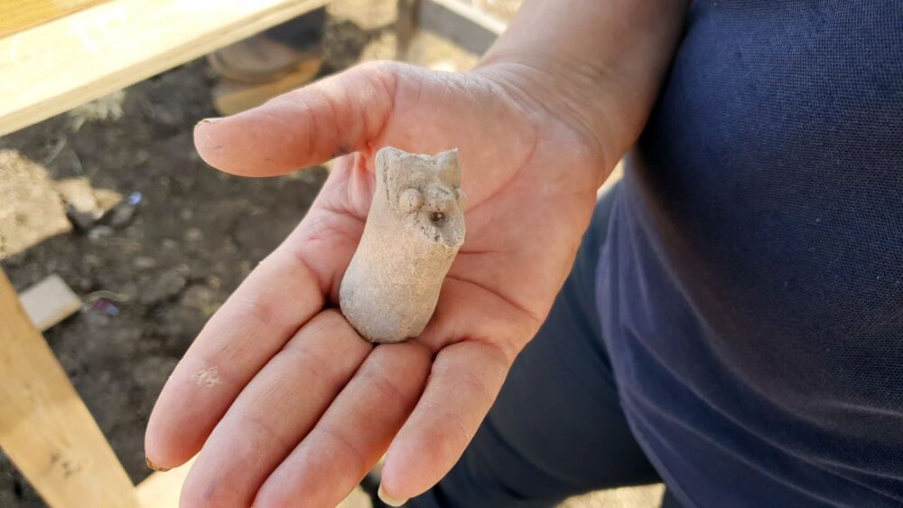 Figurine from the Hasmonean period. Photo: Miri Bar, Israel Antiquities Authority