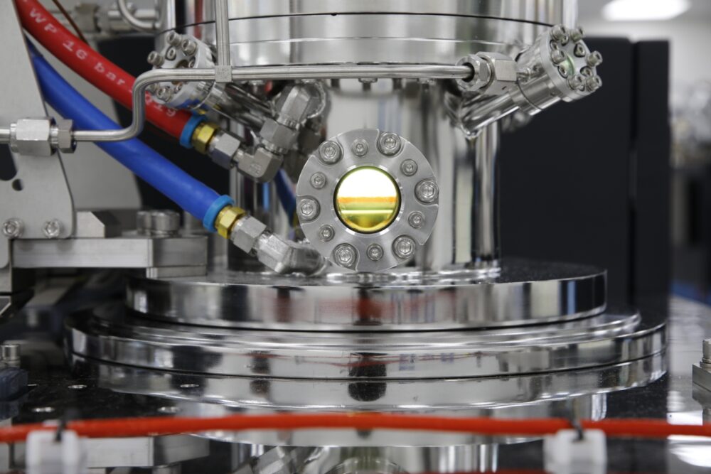 Detail of Lusix diamond-making machinery. Photo courtesy of Lusix