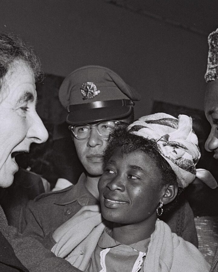Foreign Minister Golda Meir at festivities marking the start of a course for participants from Africa and Asia, February 1961. Photo by Paul Goldman/GPO