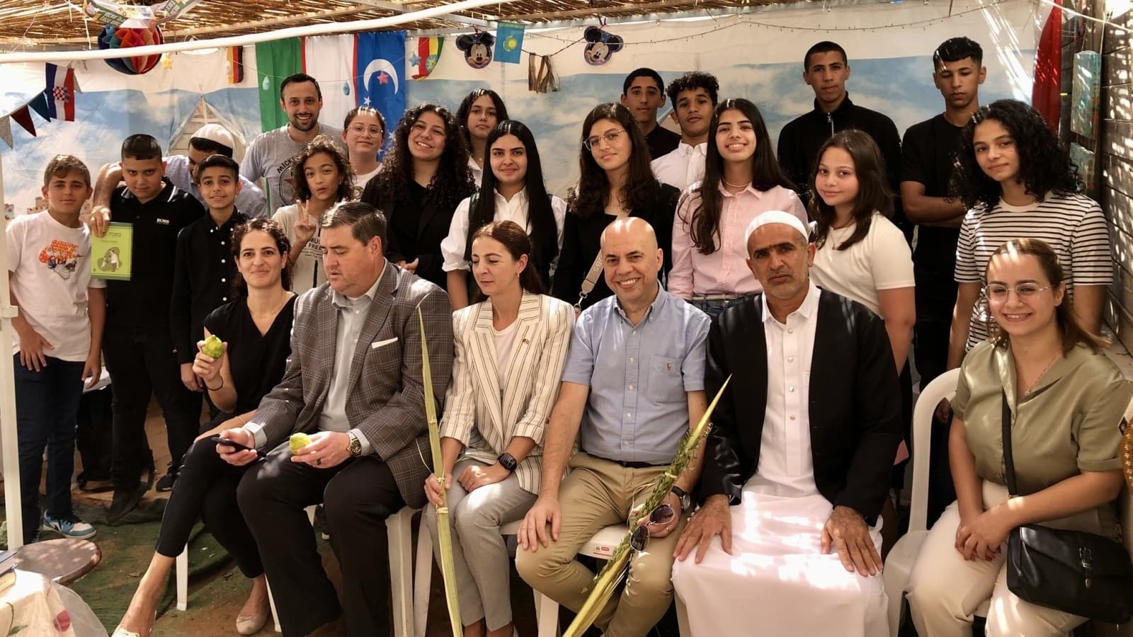 Debate for Peace Model UN group’s “Sukkat Shalom” gatherings, held days before the Hamas invasion, brought together students, diplomats and civil society leaders from various faiths and communities. Photo courtesy of DfB