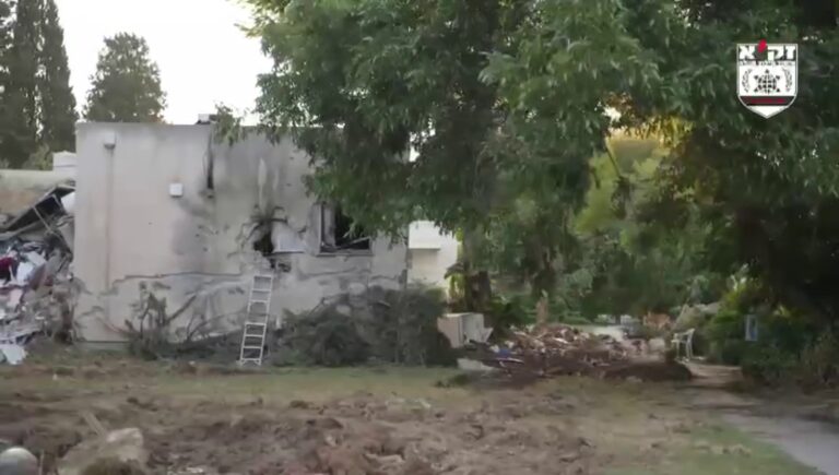 The ruins of the Zohar family home on Kibbutz Nahal Oz. Photo: screenshot