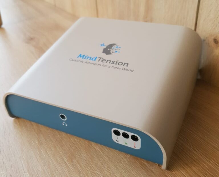 The MindTension device measures the brain stem’s physiological response to startle sounds by measuring reflexive blinking. Photo courtesy of MindTension